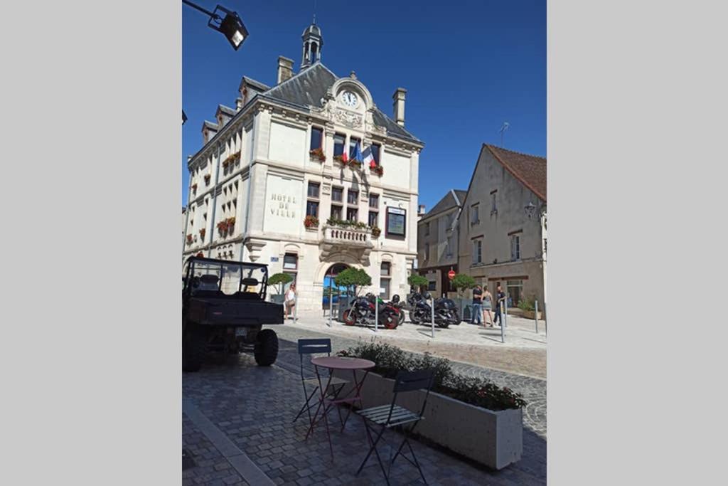 Studio Charmant Avec Vue Magnifique! Montrichard Exterior foto